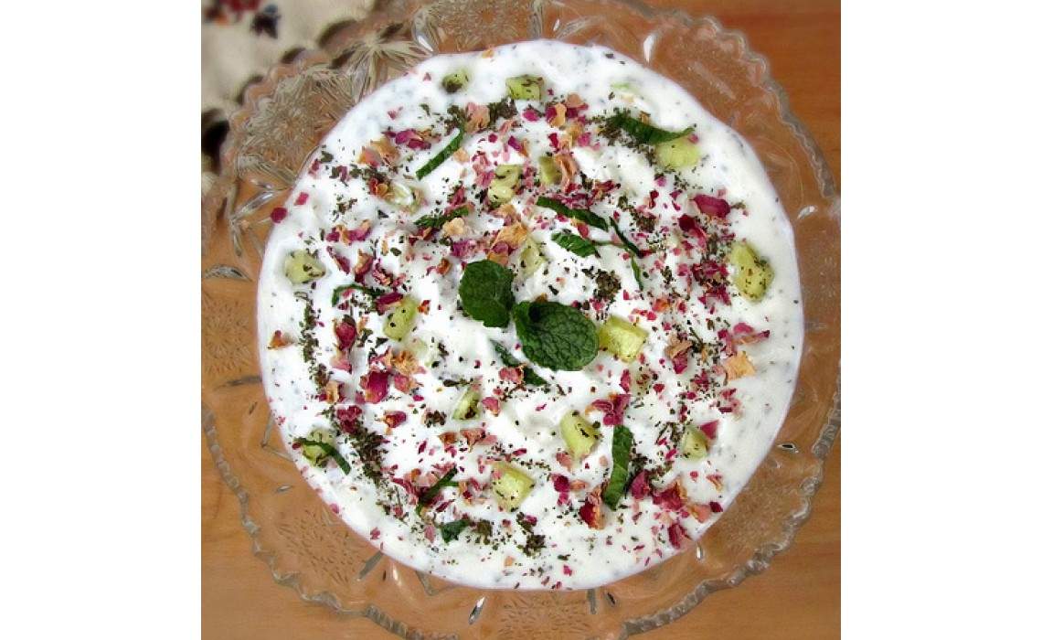 Yogurt and Cucumber Dip (MastoKhiar) Recipe